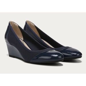 Life Stride Wedge Pump Stretch in Blue Size 8 Slip On NEW
